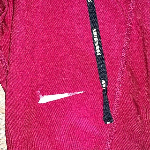 Nike Running Capri Burgundy Pants. XS Will Fit Small. Nike Logo Wearing Off. - Picture 2 of 3